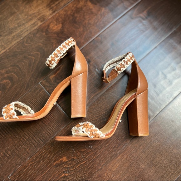 {Schutz} Floriza Braided Block Heel - Picture 7 of 10